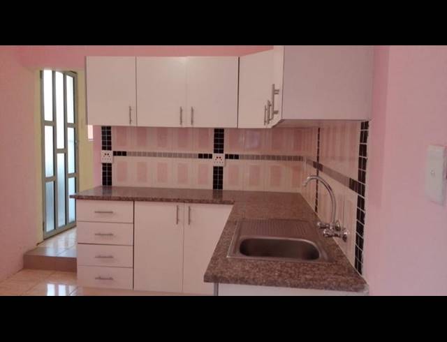 2 BEDROOM PROPERTY TO RENT IN HAVENSIDE